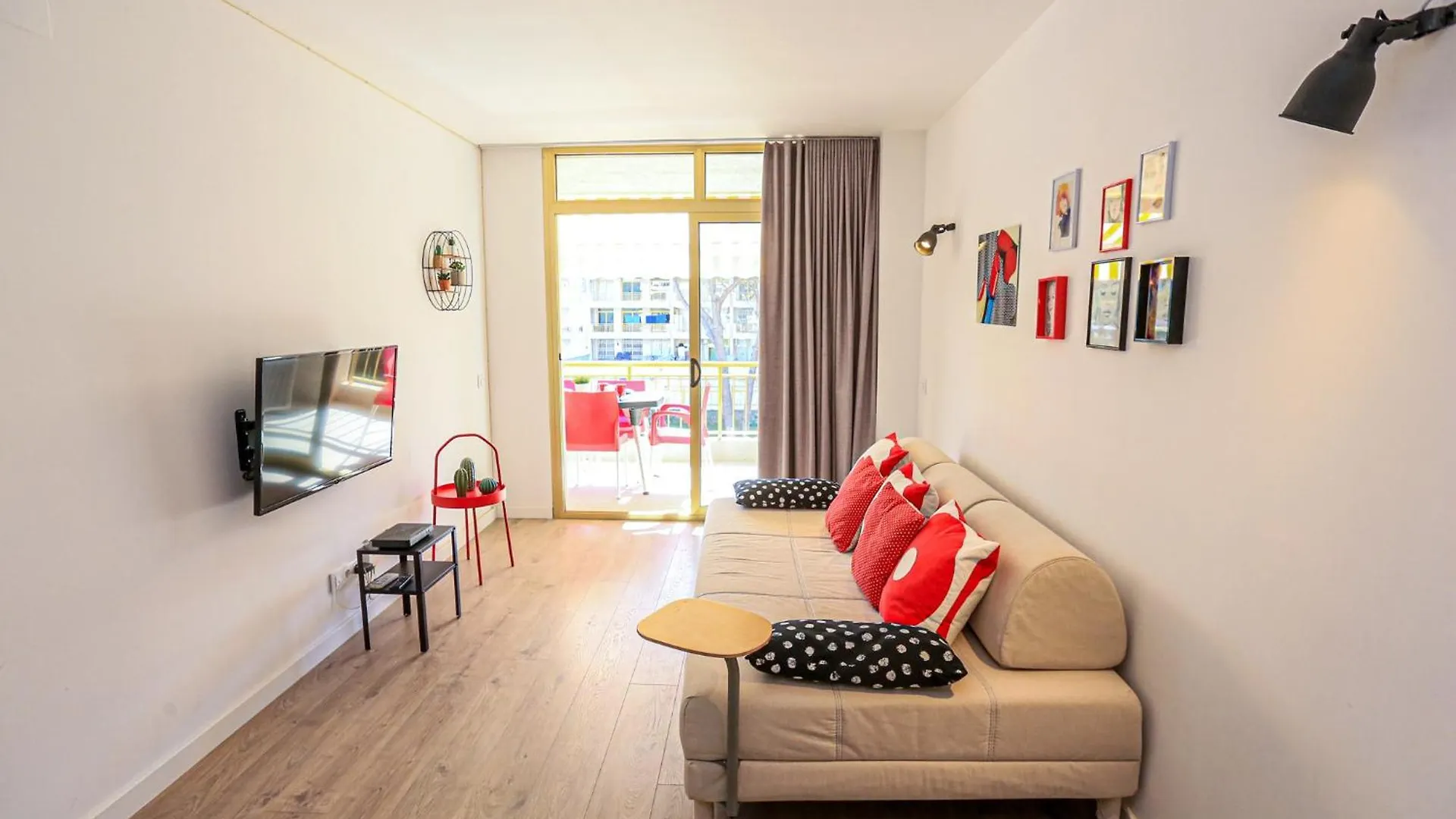 Catalunya Donna - Only Families Apartment Salou