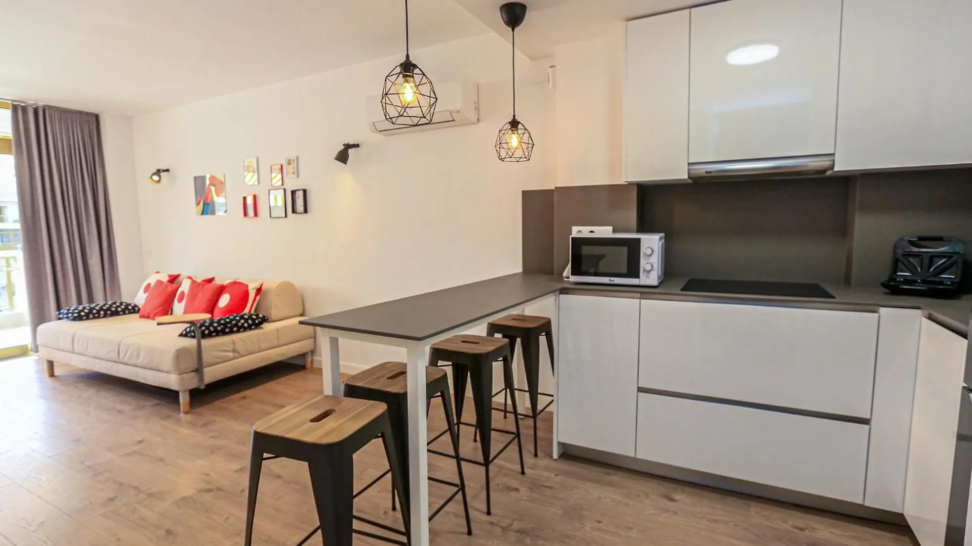 Catalunya Donna - Only Families Apartment Salou
