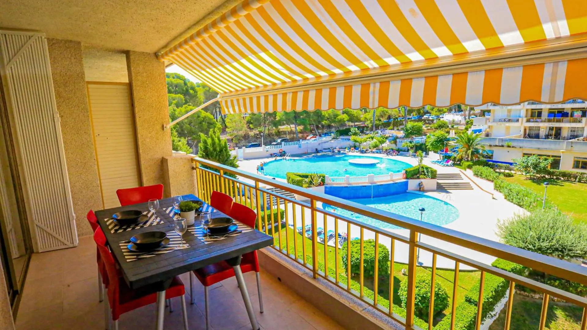Catalunya Donna - Only Families Apartment Salou 0*,