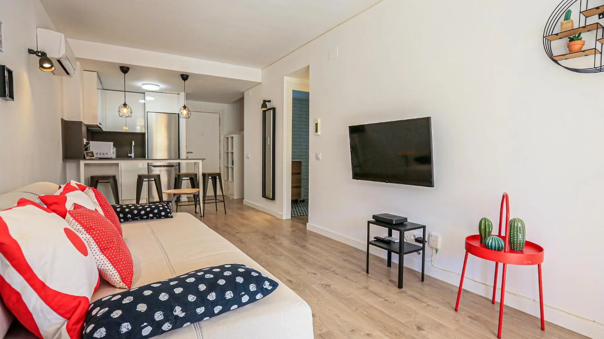Catalunya Donna - Only Families Apartment Salou